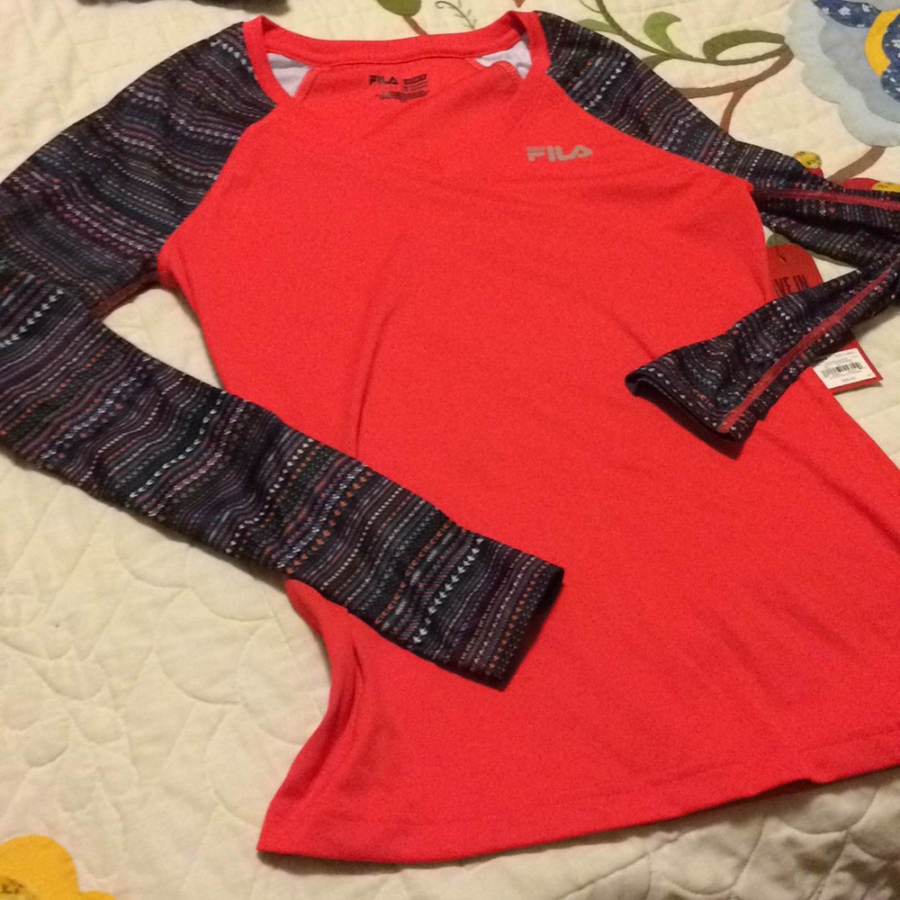 Fila Live in Motion Wicking long sleeve shirt